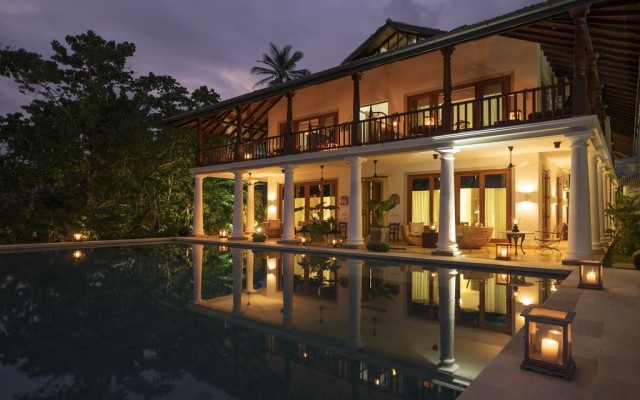 Hotels and resorts in 