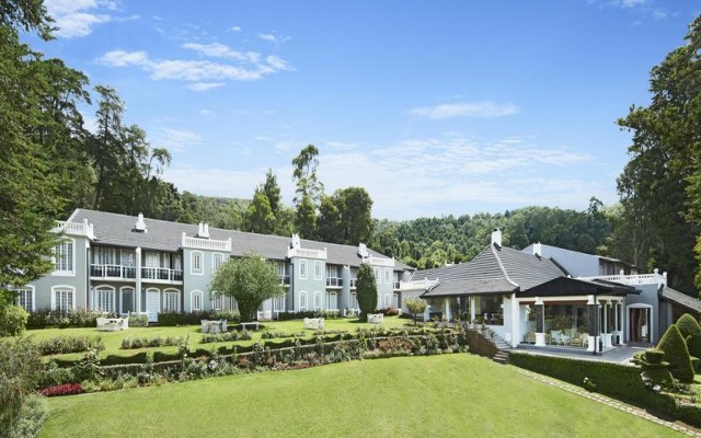 Hotels and resorts in SRI LANKA