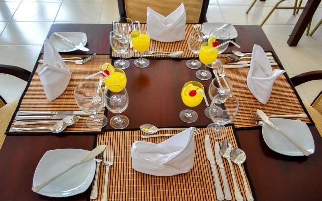 Hotels and resorts in SRI LANKA