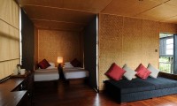 THE RAINFOREST ECOLODGE
