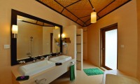 Safari Island Resort & Spa