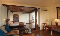Saman Villa