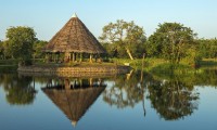 THE MUD HOUSE